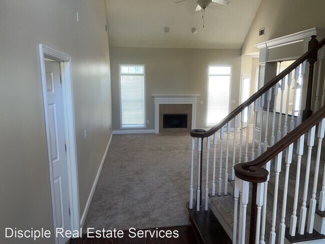 Foto del edificio - 5 br, 3 bath House - 186 Bristol Way