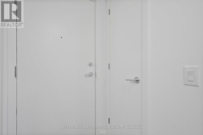 Building Photo - 7439 Kingston Rd