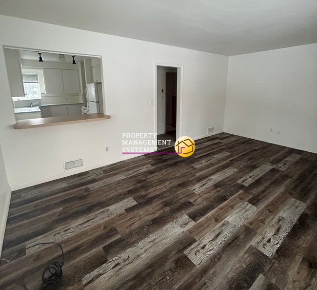 Building Photo - 1857/1859 RKW