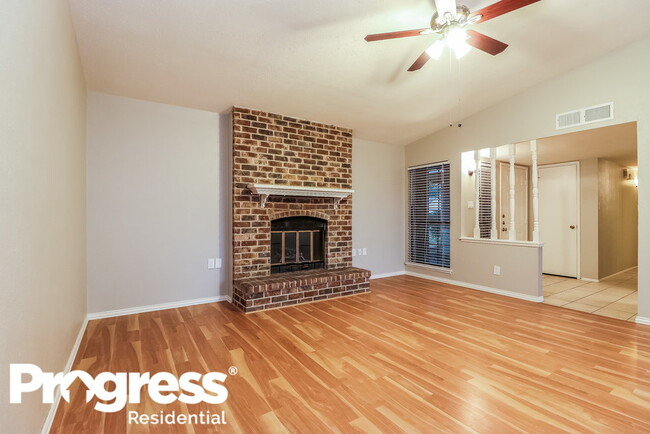 Building Photo - 6615 Springfield Dr