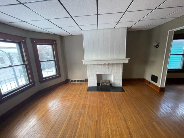 Living Room - 73 College St