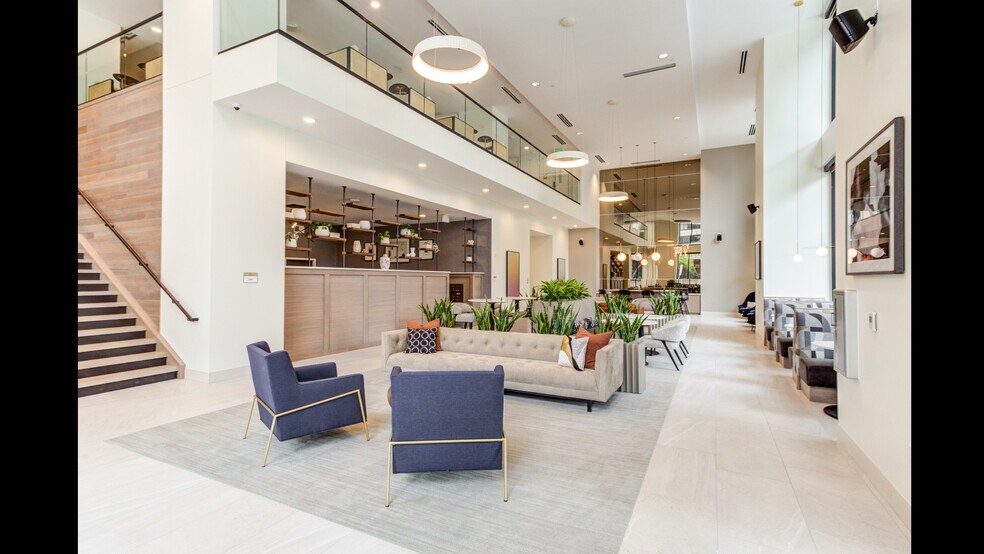 270 Hennepin