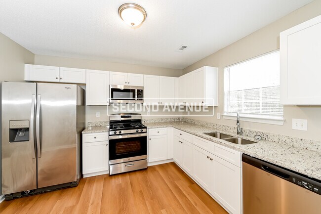 Foto del edificio - 320 Brookside DR