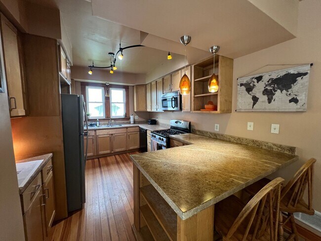 Foto del edificio - 3 13th Ave SW