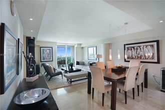 Building Photo - 2101 Brickell Ave