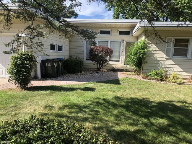 Building Photo - 2 br, 1 bath House - 2718 14th Ave N