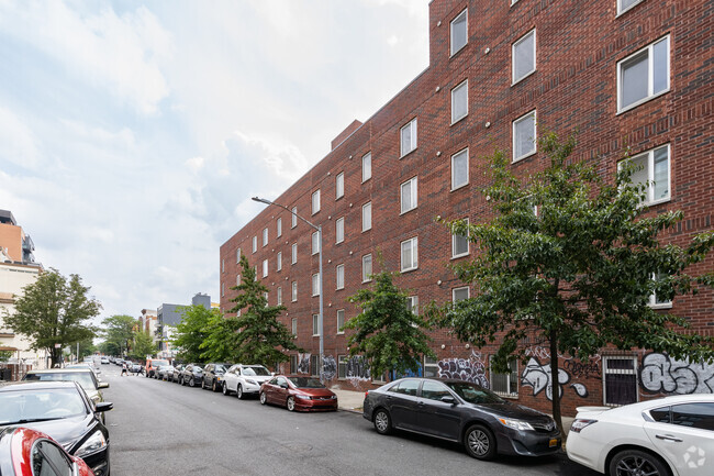 Building Photo - 950 Willoughby Ave