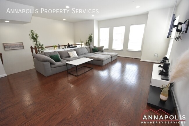 Foto del edificio - 7830 Bakers Creek Ln