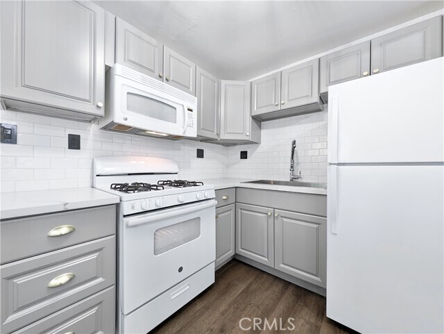 Foto del edificio - 6260 Blanchard Canyon Rd