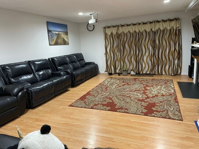 Living Room - 176 Thoreau Dr