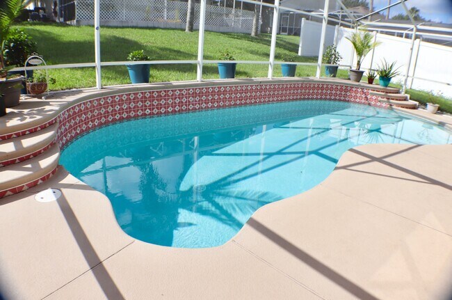 Foto del edificio - 135 Bailey Cir