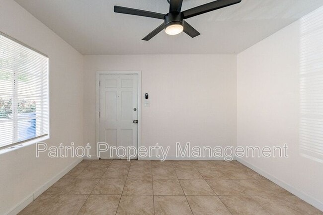 Building Photo - 928 W McDowell Rd