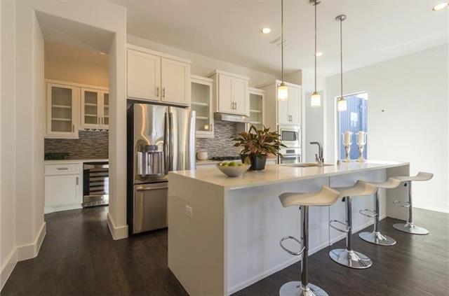 Building Photo - 3109 Pavonia Dr
