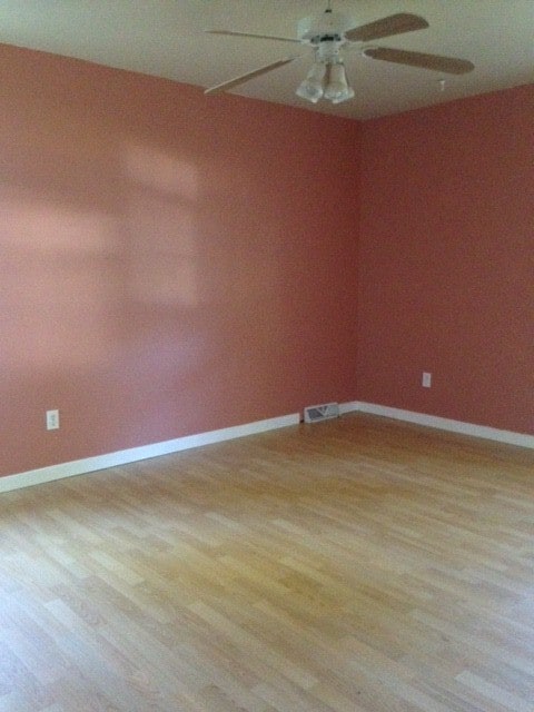 Foto del edificio - 5 BR / 2.5 BA Split Level in Early Settlers Landing Neighborhood!