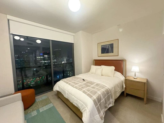 Foto del edificio - 11 NE 6th St