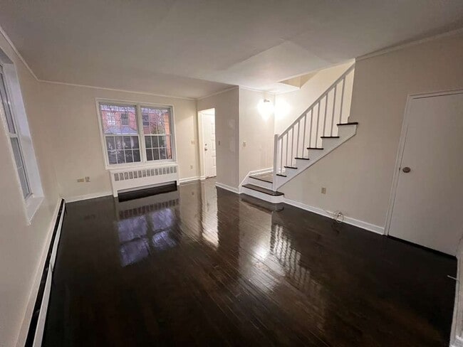 Building Photo - 271 Pennsylvania Ave