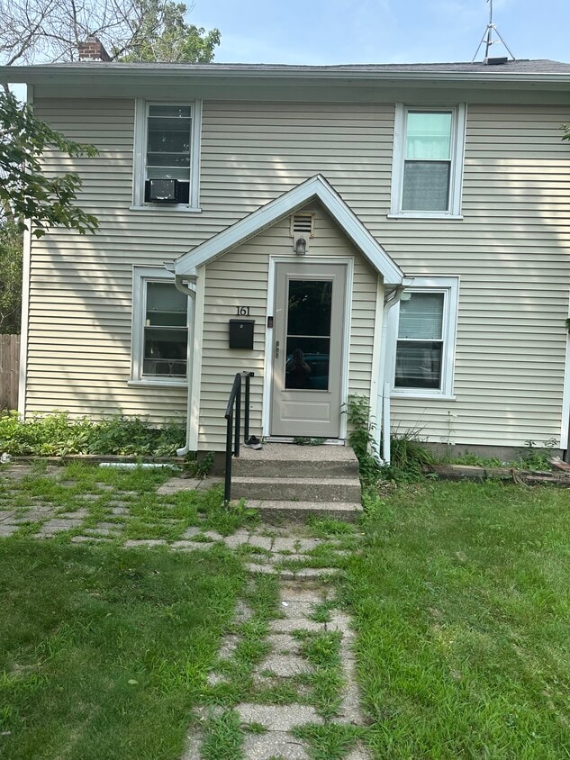 Primary Photo - 161 17th St N