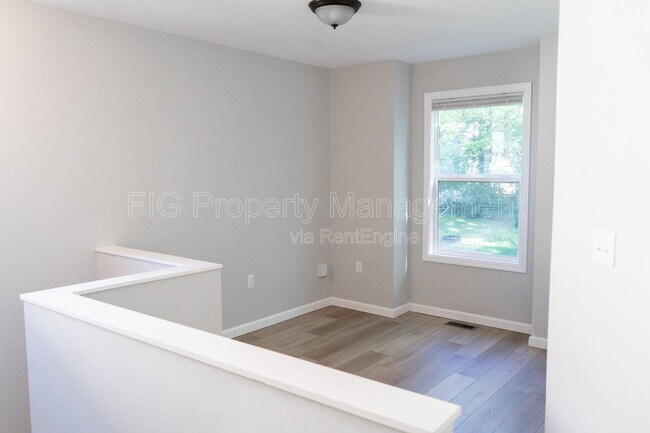 Foto del edificio - 3225 Bikers Path Wy