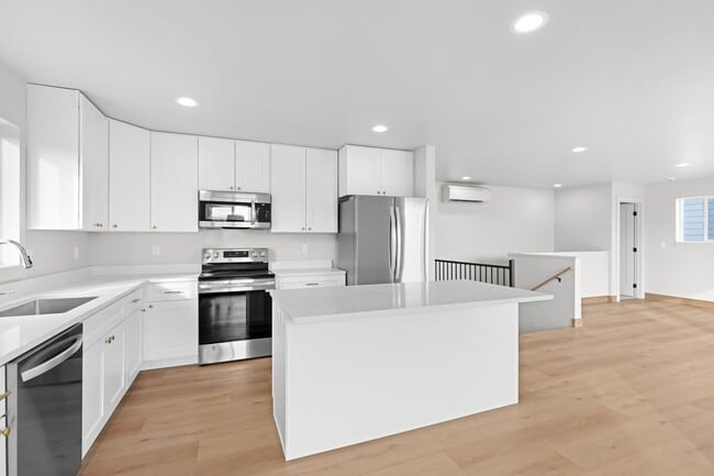 Foto del edificio - 865 9th St W