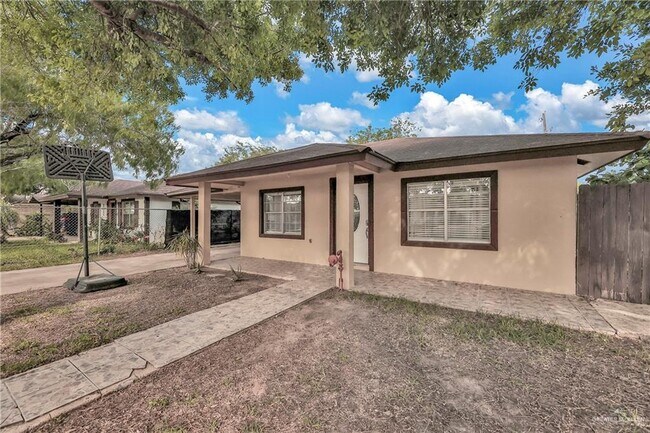 Foto del edificio - 1329 Shufford St