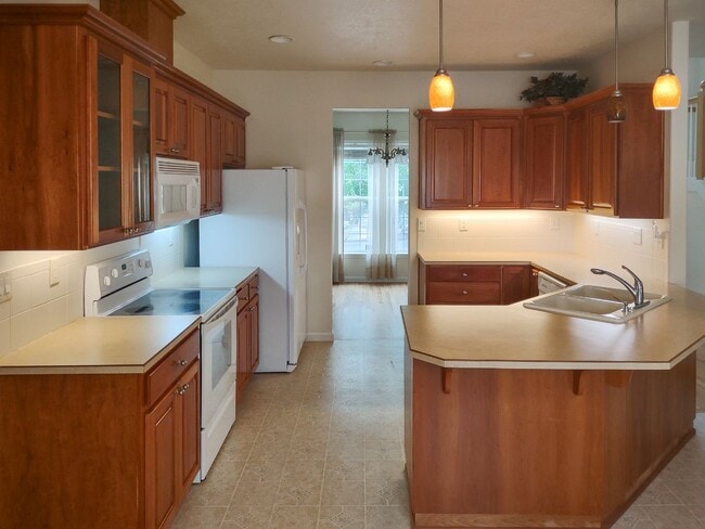 Foto del edificio - 2464 Sage Ave SE