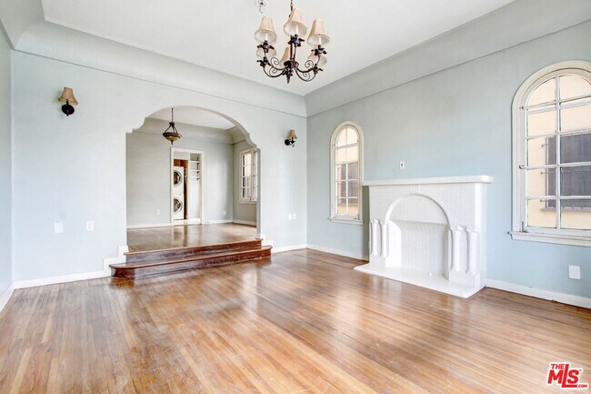 Foto del edificio - 424 N Gardner St
