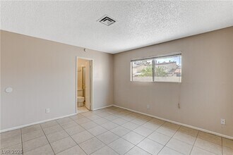 Building Photo - 3928 Torsby Pl