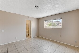 Building Photo - 3928 Torsby Pl