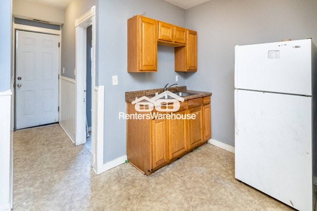 Foto del edificio - 568 N Farrington St