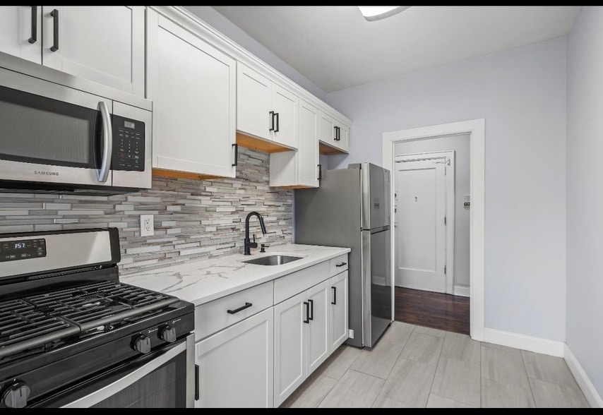 Primary Photo - 117 Kensington Ave