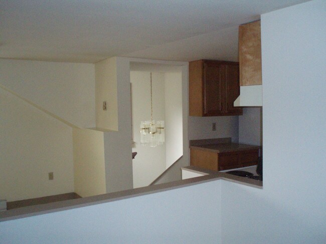 Foto del edificio - 289 N Main St