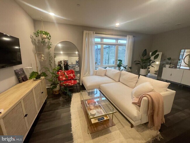 Foto del edificio - 4001 Ridge Ave