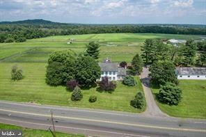 Foto del edificio - 1300 Bear Tavern Rd
