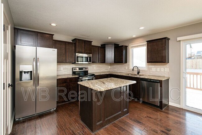 Foto del edificio - 140 NE Badger Ln