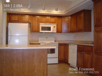 Building Photo - 3073 Prichard Dr