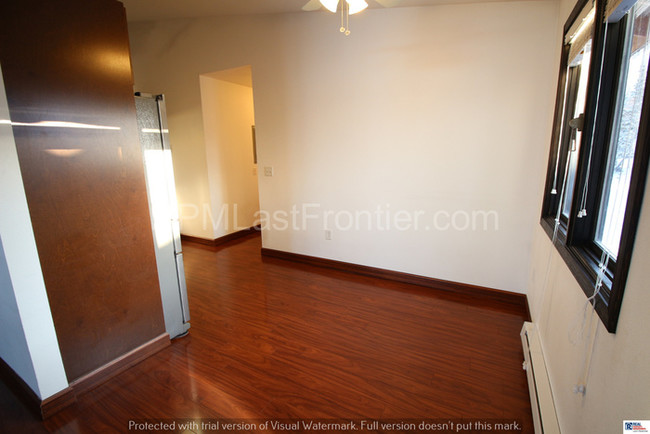 Building Photo - 8508 Boundary Ave