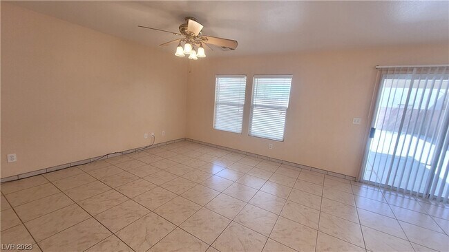 Foto del edificio - 6324 Amethyst Park Ct