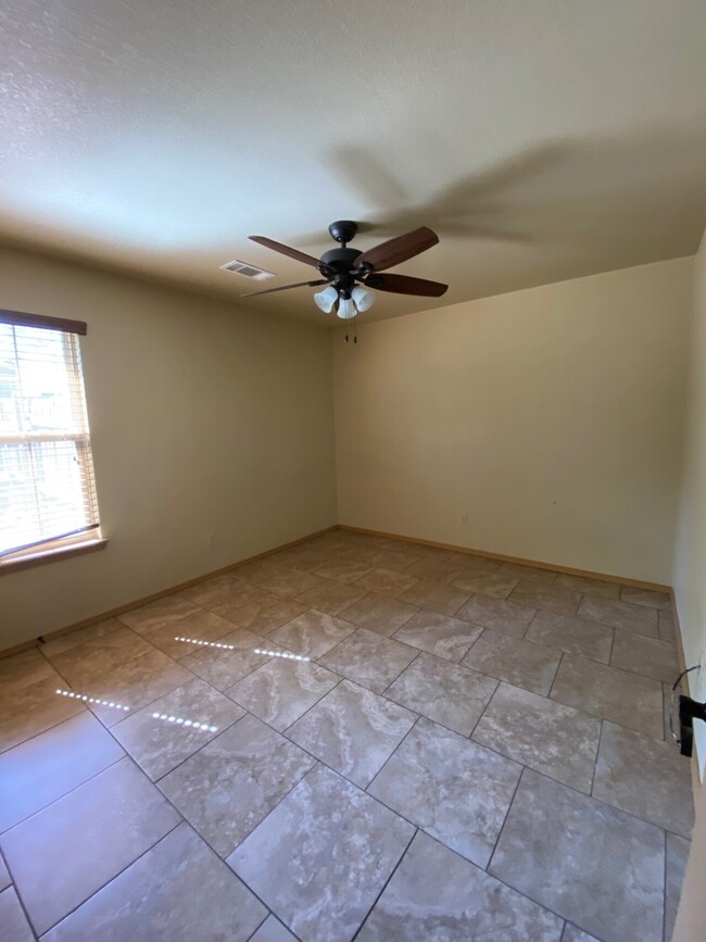 Building Photo - 316 46th Street