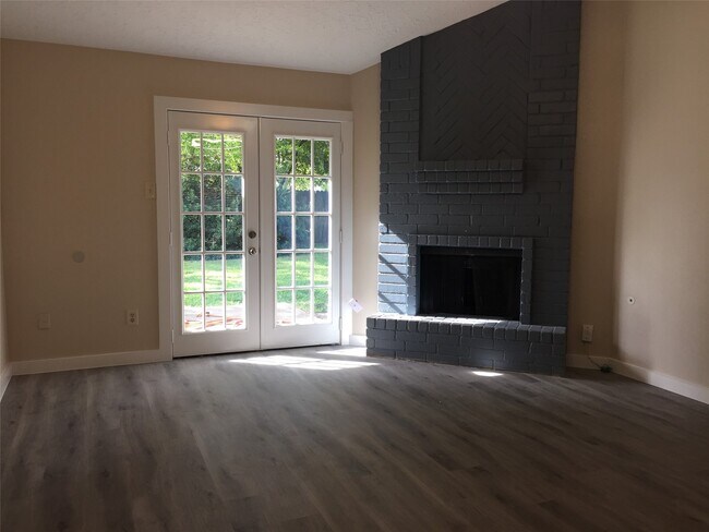 Foto del edificio - 1138 Oxford Dr