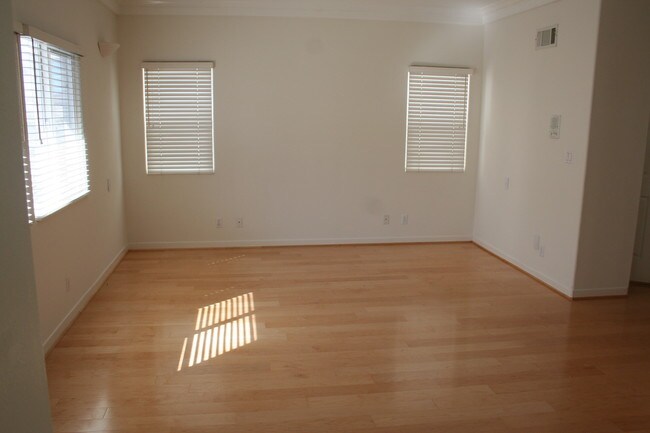Building Photo - 625 N Lucia Ave