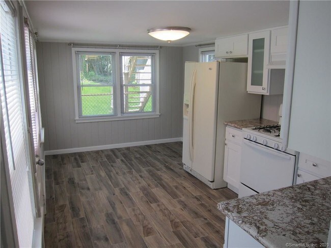 Building Photo - 36 Burritt Ave