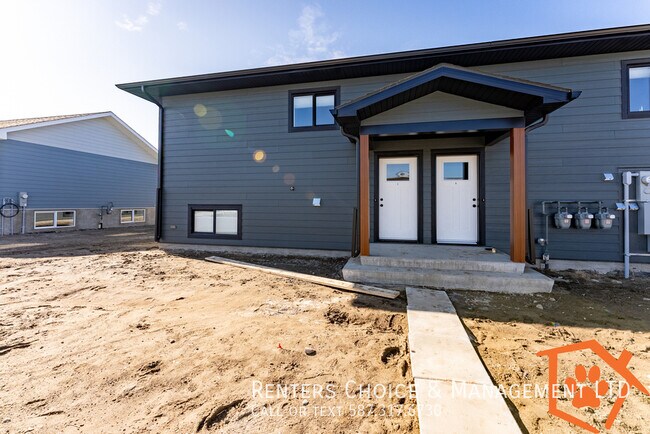 Photo du bâtiment - BRAND NEW 1 Bedroom Basement Suite, Utilities Included