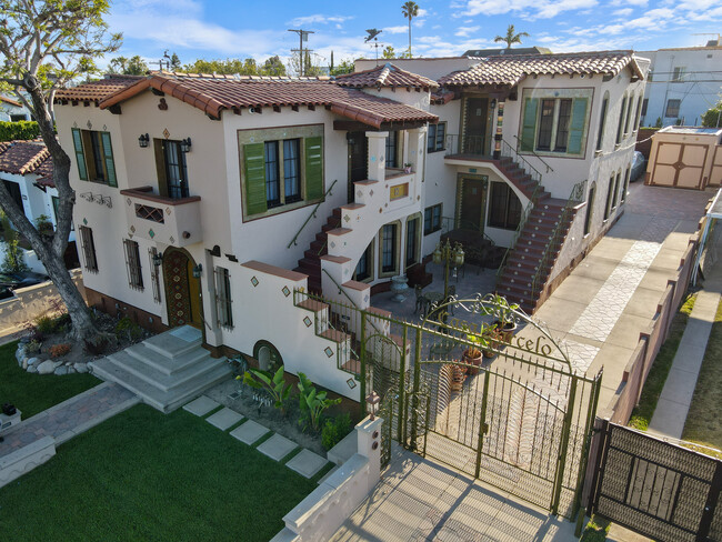 Sky view of Building - 1557 S Genesee Ave