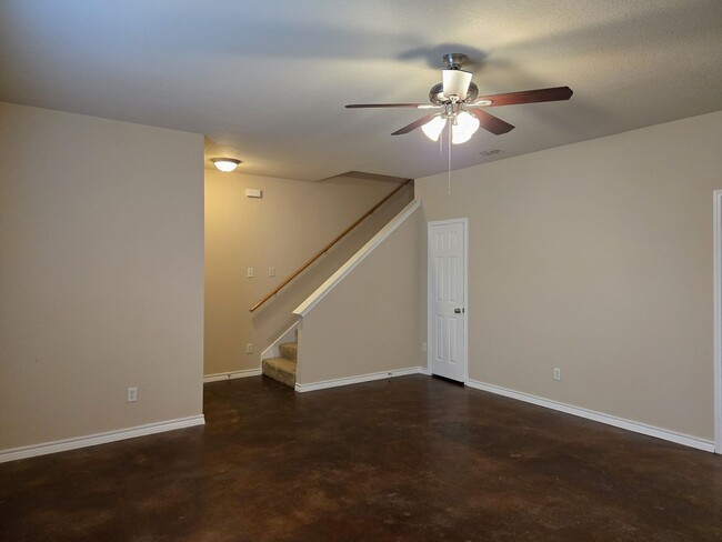 Foto del edificio - Robinson Townhome