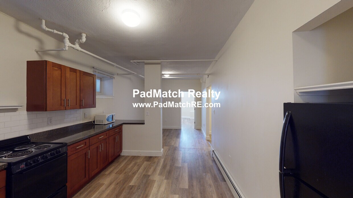 Primary Photo - 1375 Commonwealth Ave