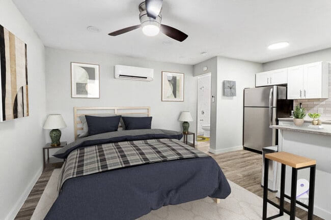 Building Photo - 1211 W 8th St