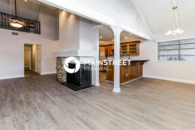 Building Photo - 3 Bedroom Pet-Friendly Home in Longwood, FL with Main Street Renewal