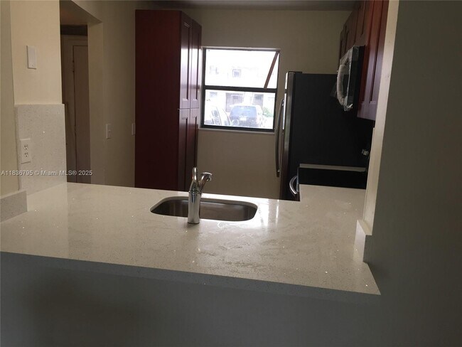 Foto del edificio - 14935 SW 104th St