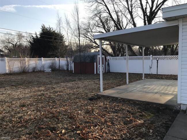 Foto del edificio - 2 br, 1 bath House - 2401 E Mesita St