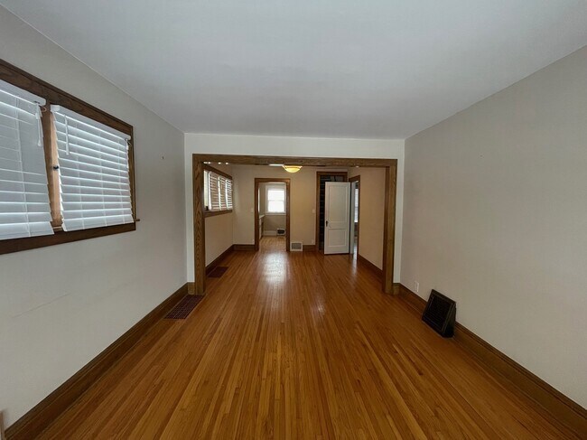 Foto del edificio - 2904 Salem Ave